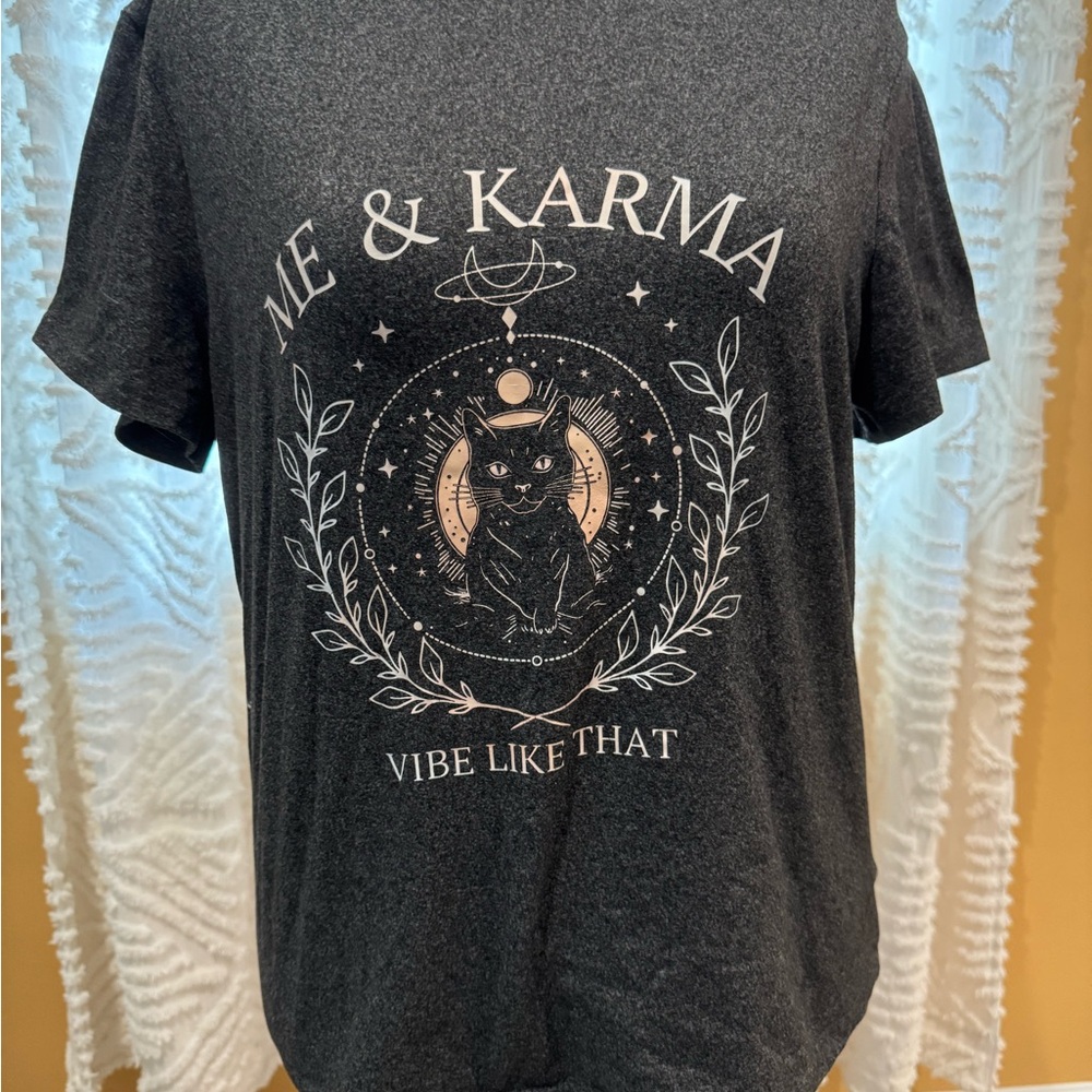 SHEIN Gray Graphic Tee - Me & Karma